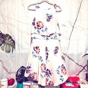 Ivanka Trump Ruffle Top White Floral Chiffon Midi Dress size 12, Like New